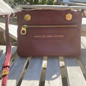 Cross body Marc Jacobs purse